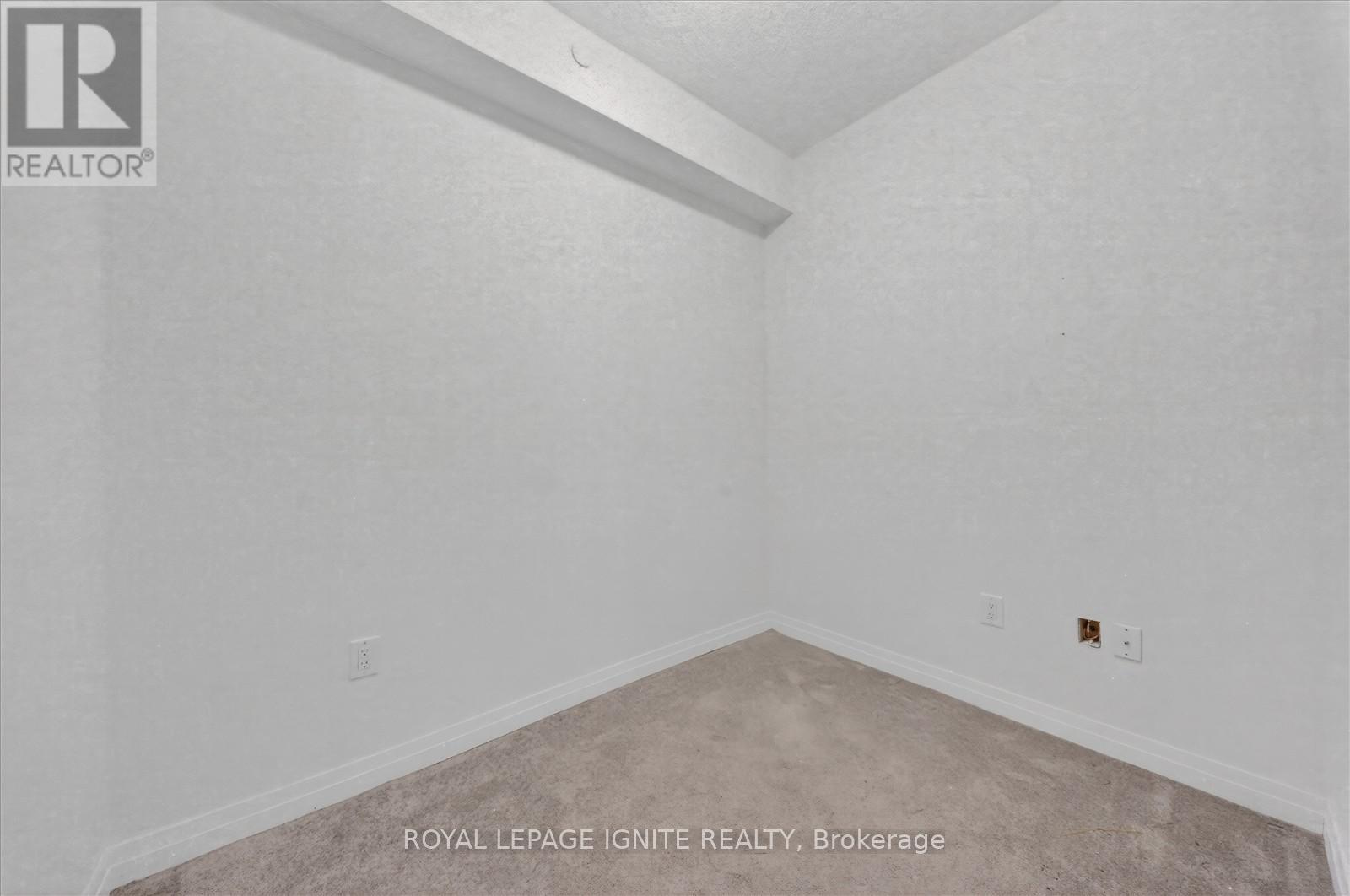 215 - 80 Shipway Avenue Property Photo 21