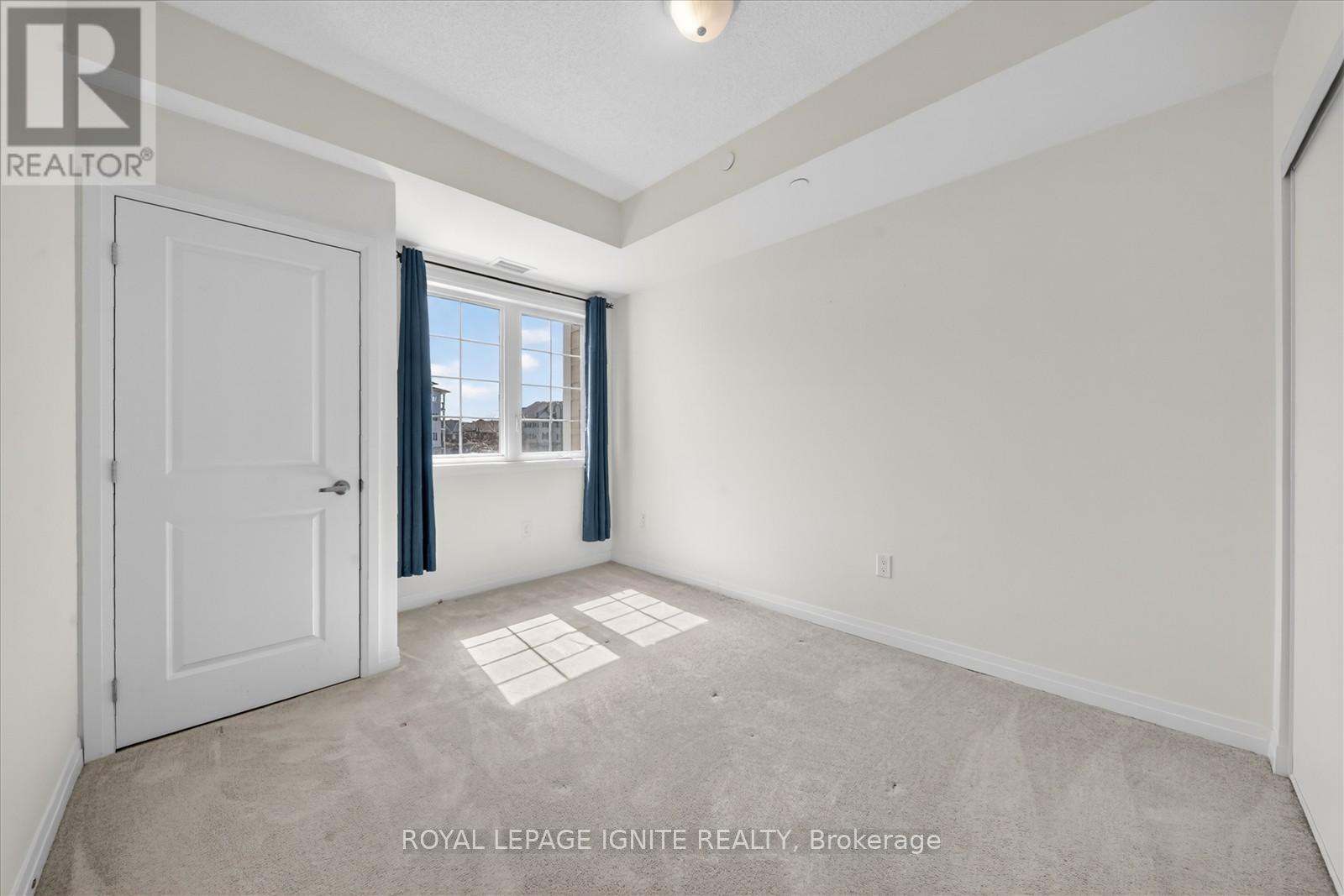 215 - 80 Shipway Avenue Property Photo 22