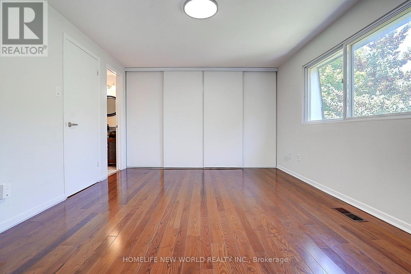 46 - 40 Dundalk Drive Property Photo 13