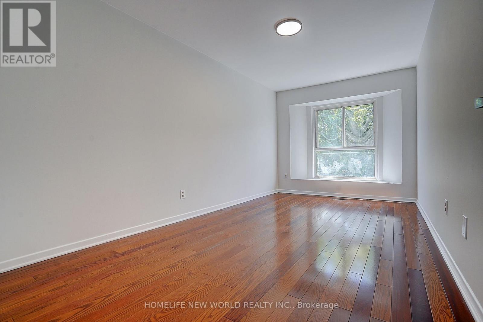 46 - 40 Dundalk Drive Property Photo 17