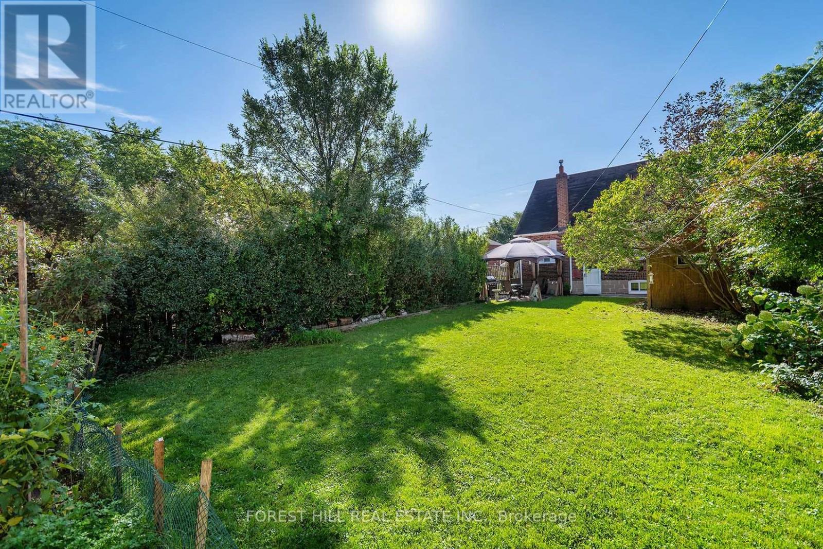32 Stamford Square N Property Photo 39