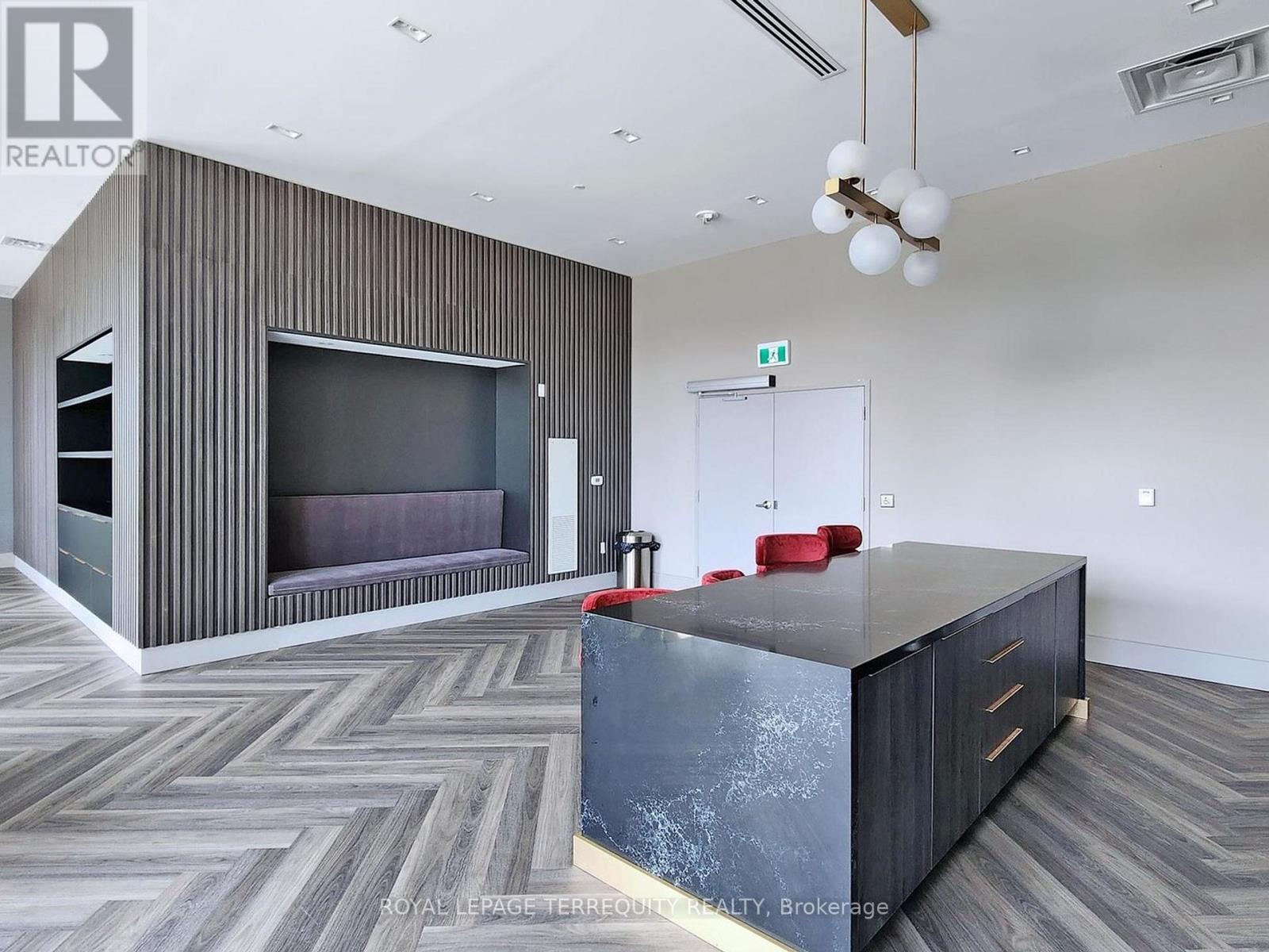 1110 - 3220 Sheppard Avenue E Property Photo 22