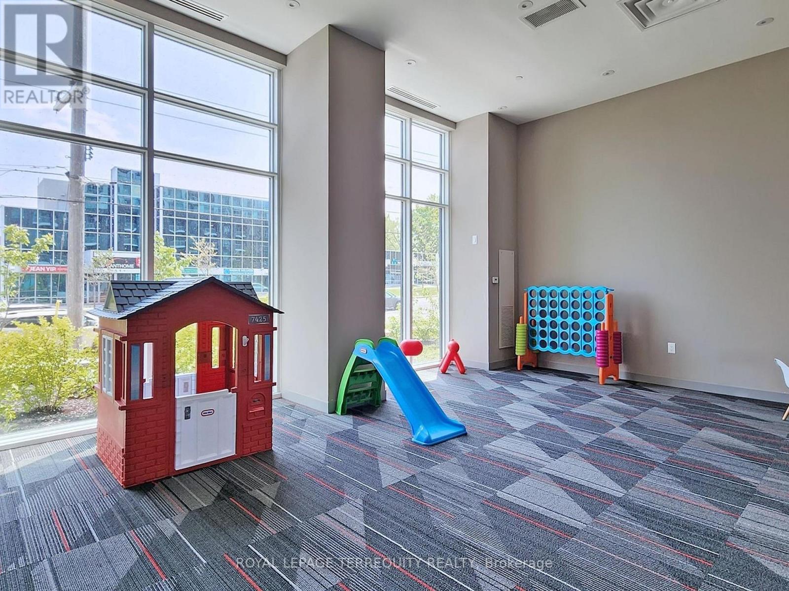1110 - 3220 Sheppard Avenue E Property Photo 26
