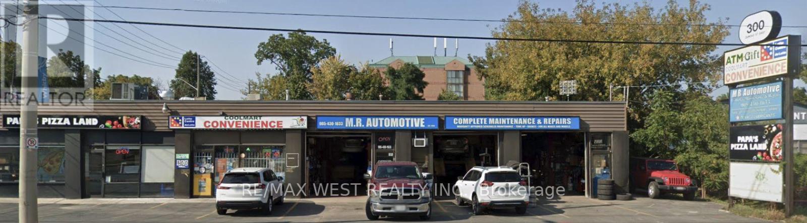 300 Dundas Street E Property Photo 1