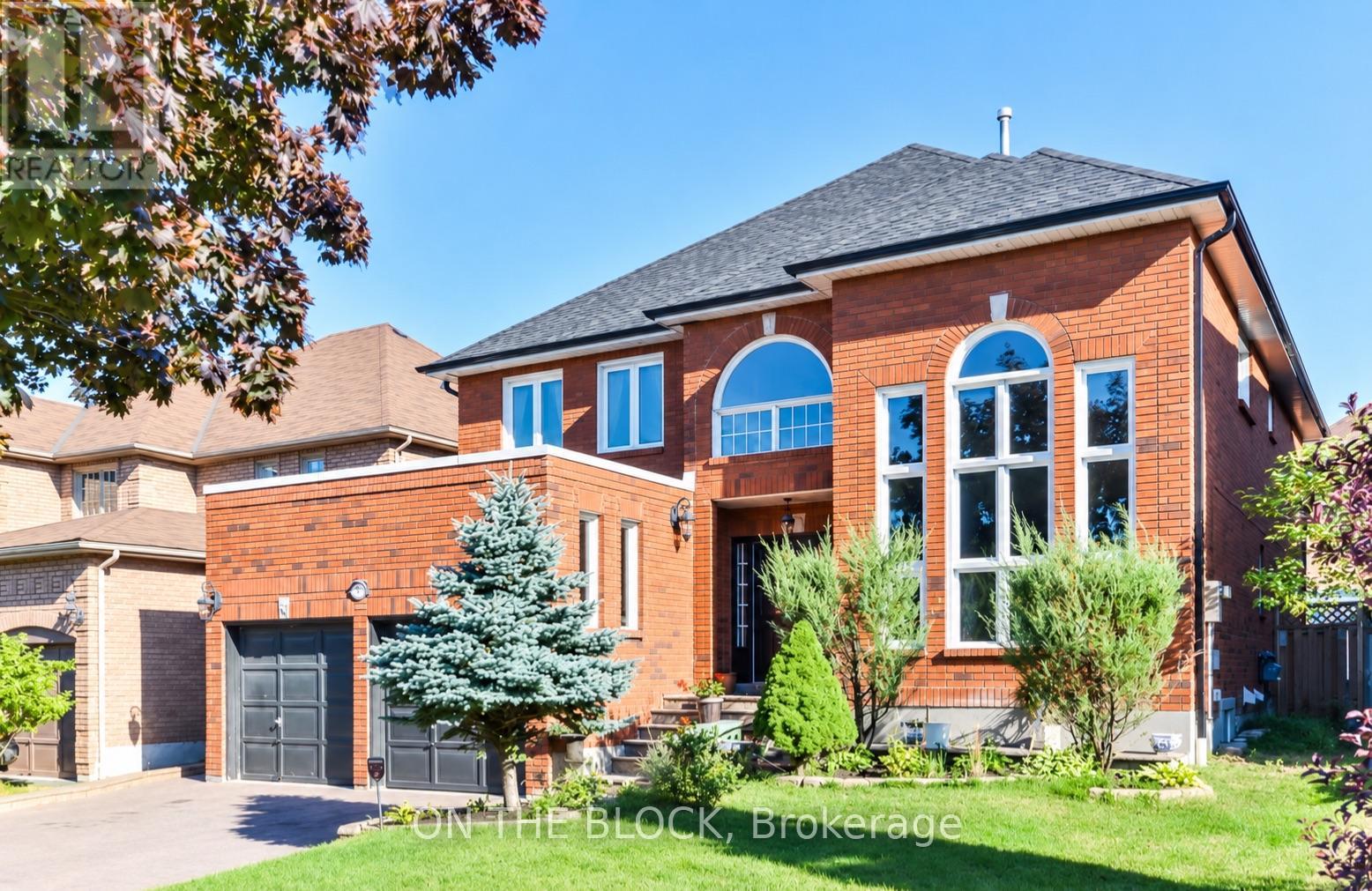 70 DALMATIAN CRESCENT Property Photo 1