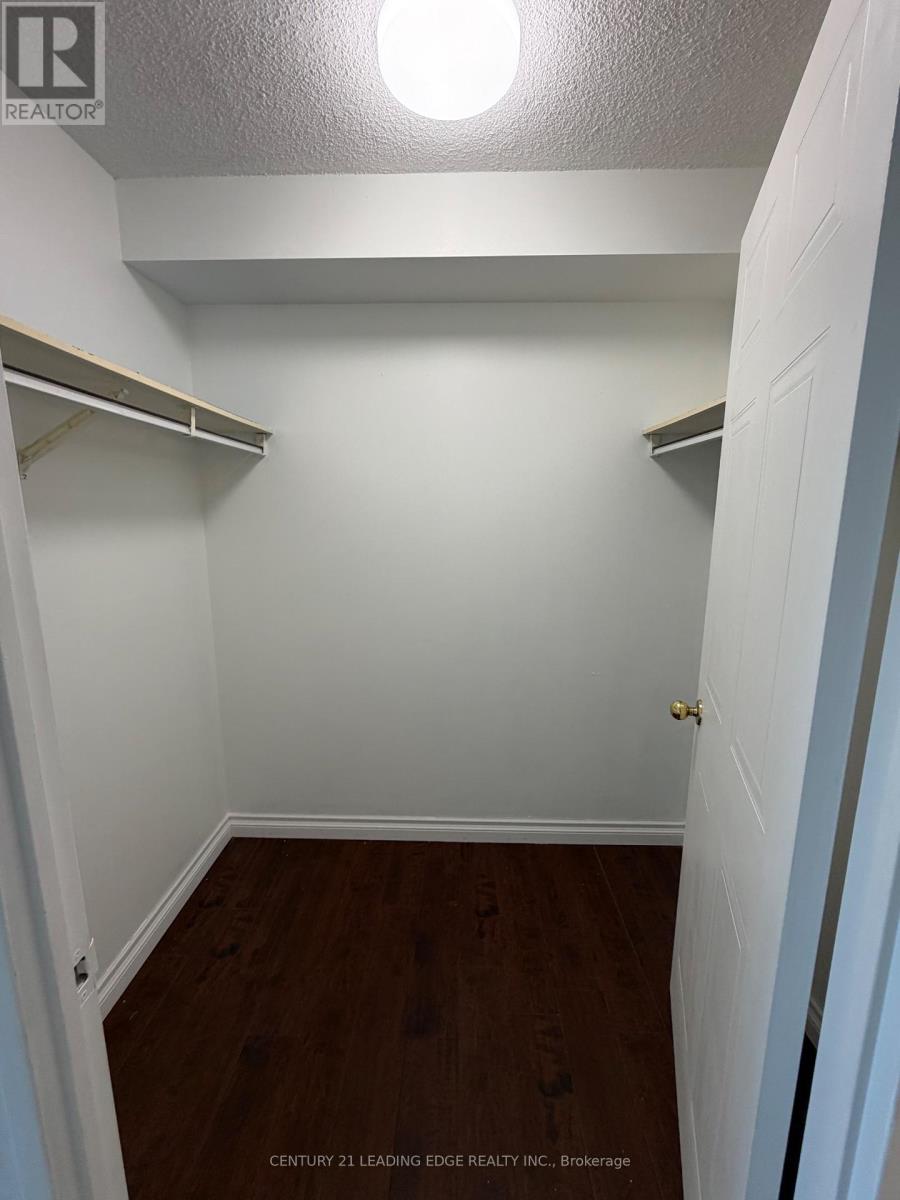 422 - 11753 Sheppard Avenue E Property Photo 15