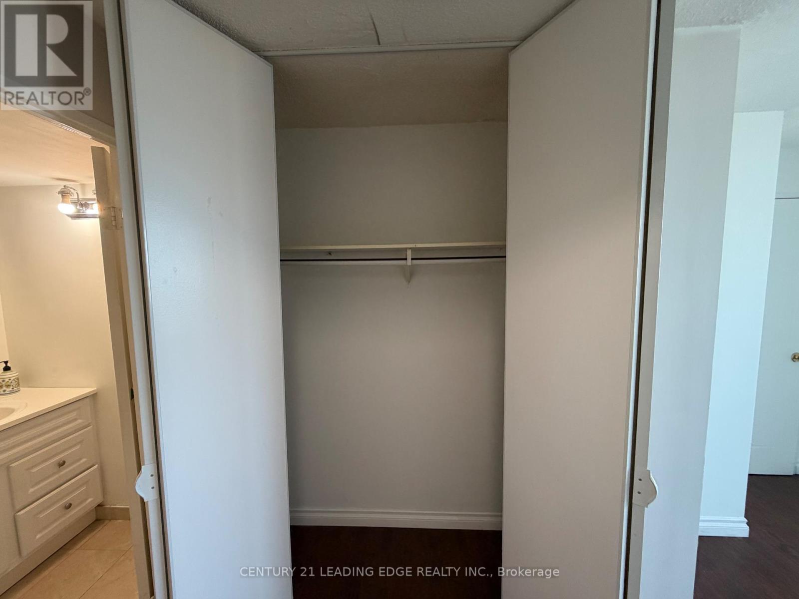422 - 11753 Sheppard Avenue E Property Photo 16