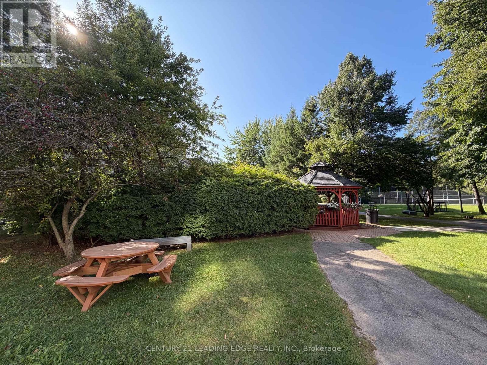 422 - 11753 Sheppard Avenue E Property Photo 34
