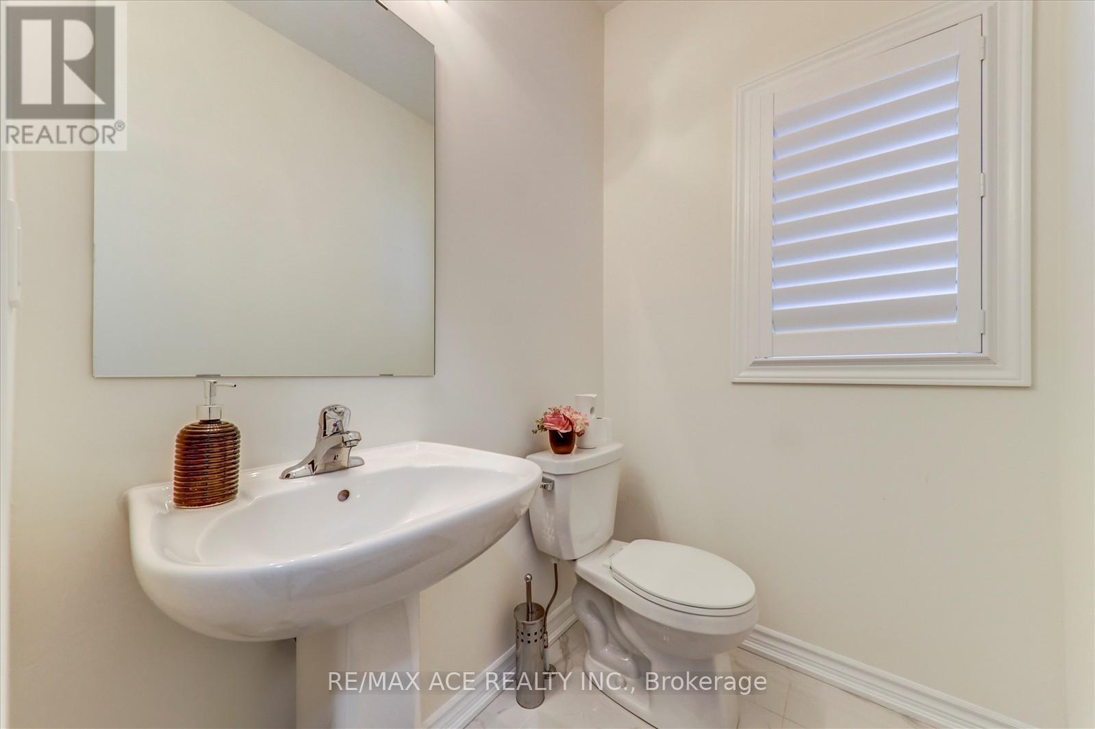 1152 Skyridge Boulevard Property Photo 13
