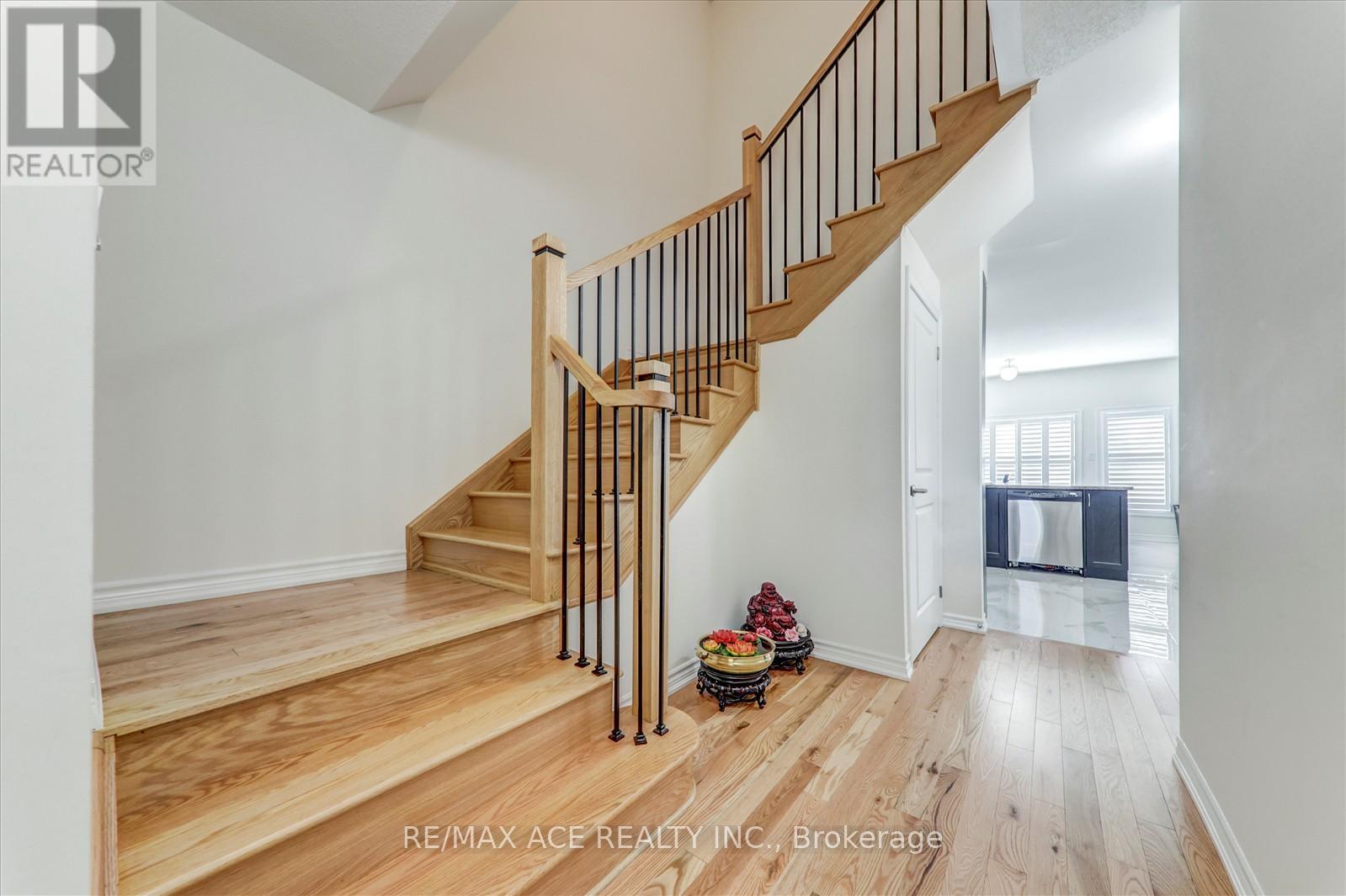 1152 Skyridge Boulevard Property Photo 14