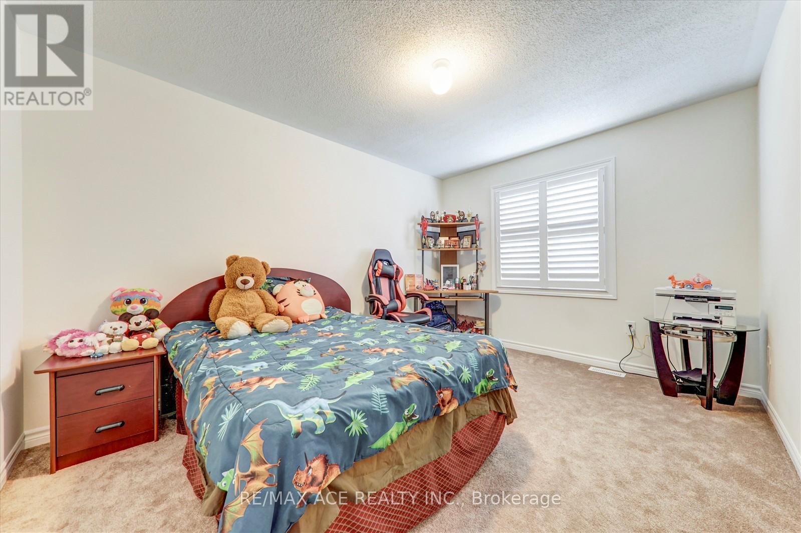 1152 Skyridge Boulevard Property Photo 20