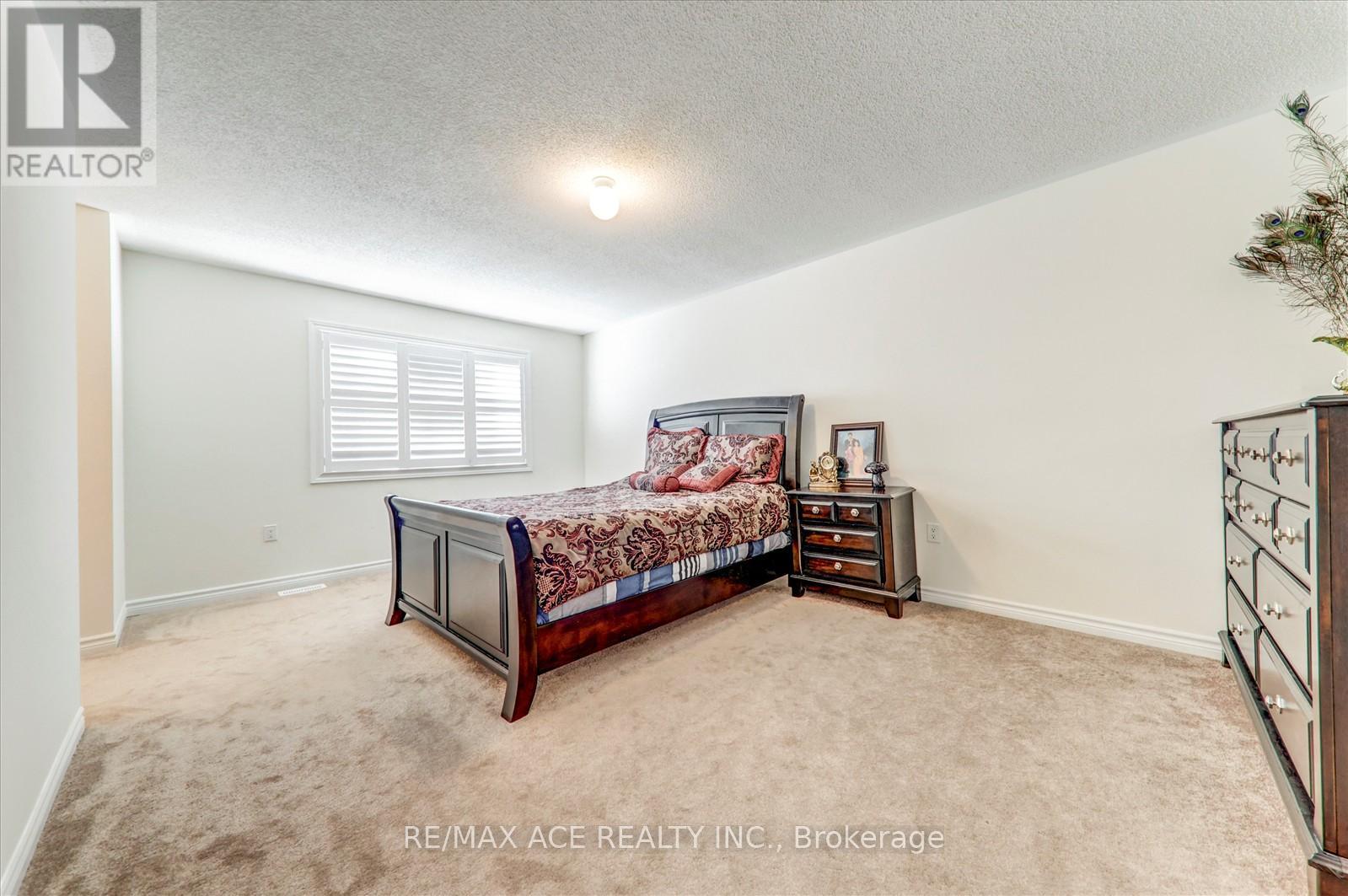 1152 Skyridge Boulevard Property Photo 24