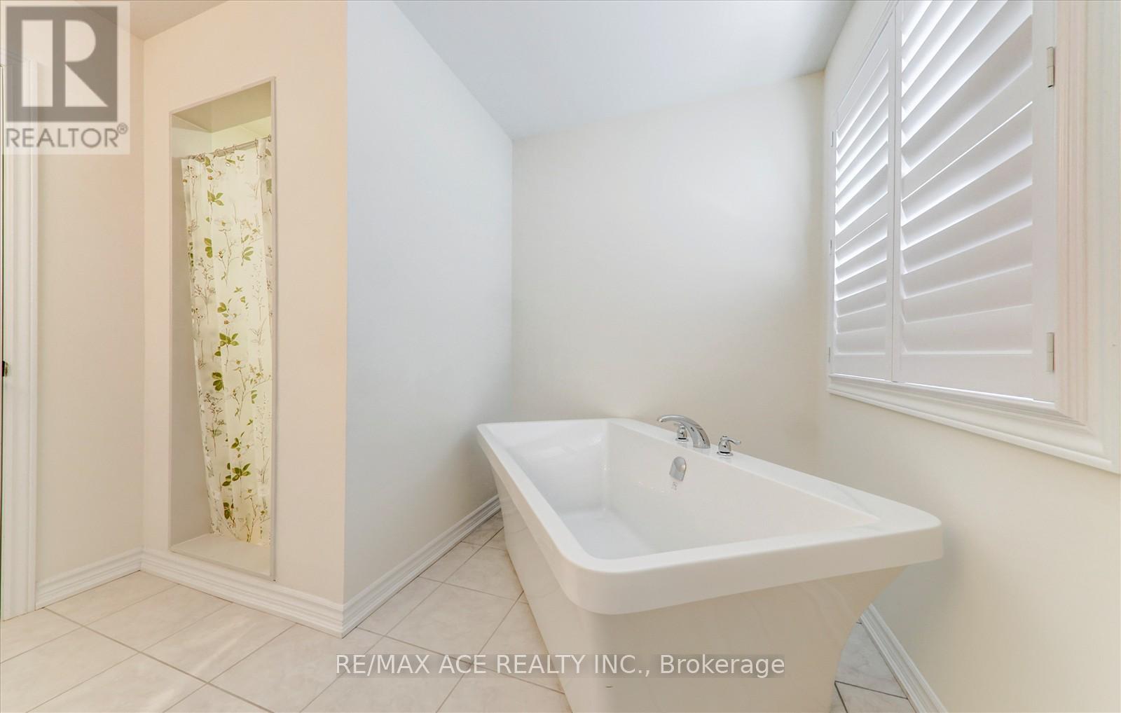 1152 Skyridge Boulevard Property Photo 27