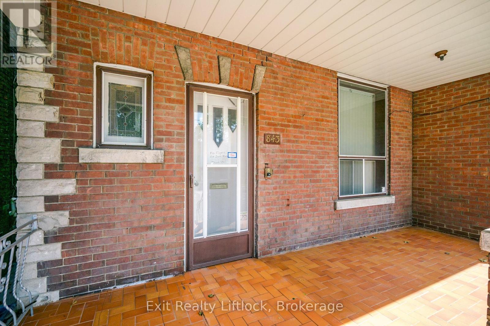 843 Logan Avenue Property Photo 4