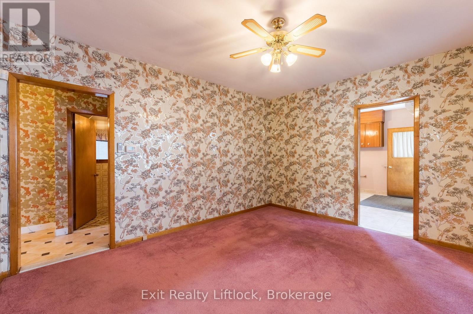 843 Logan Avenue Property Photo 7