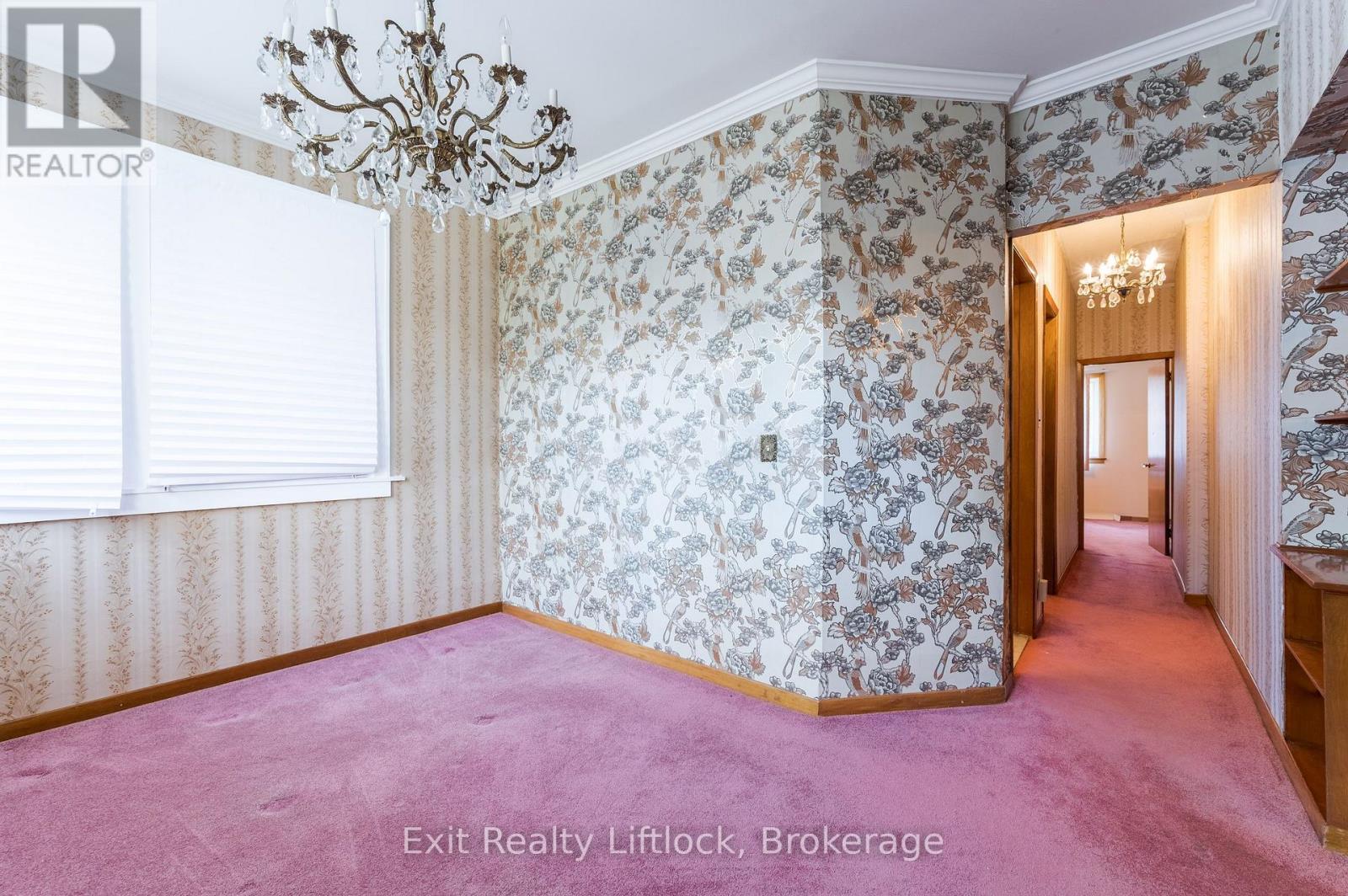 843 Logan Avenue Property Photo 11