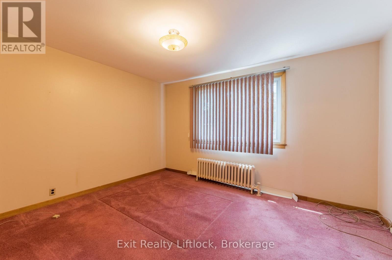 843 Logan Avenue Property Photo 14