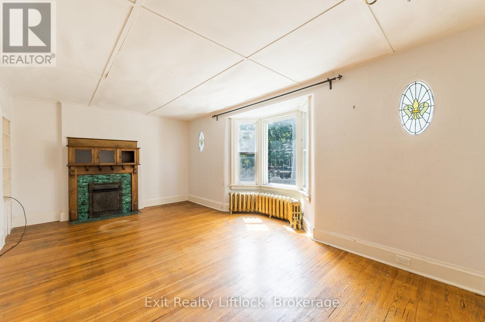 843 Logan Avenue Property Photo 19