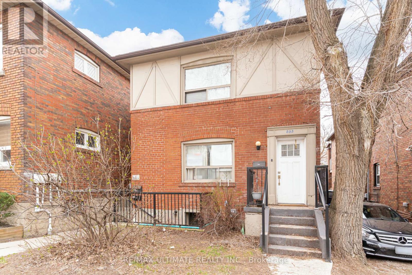 533 Kingston Road Property Photo 1