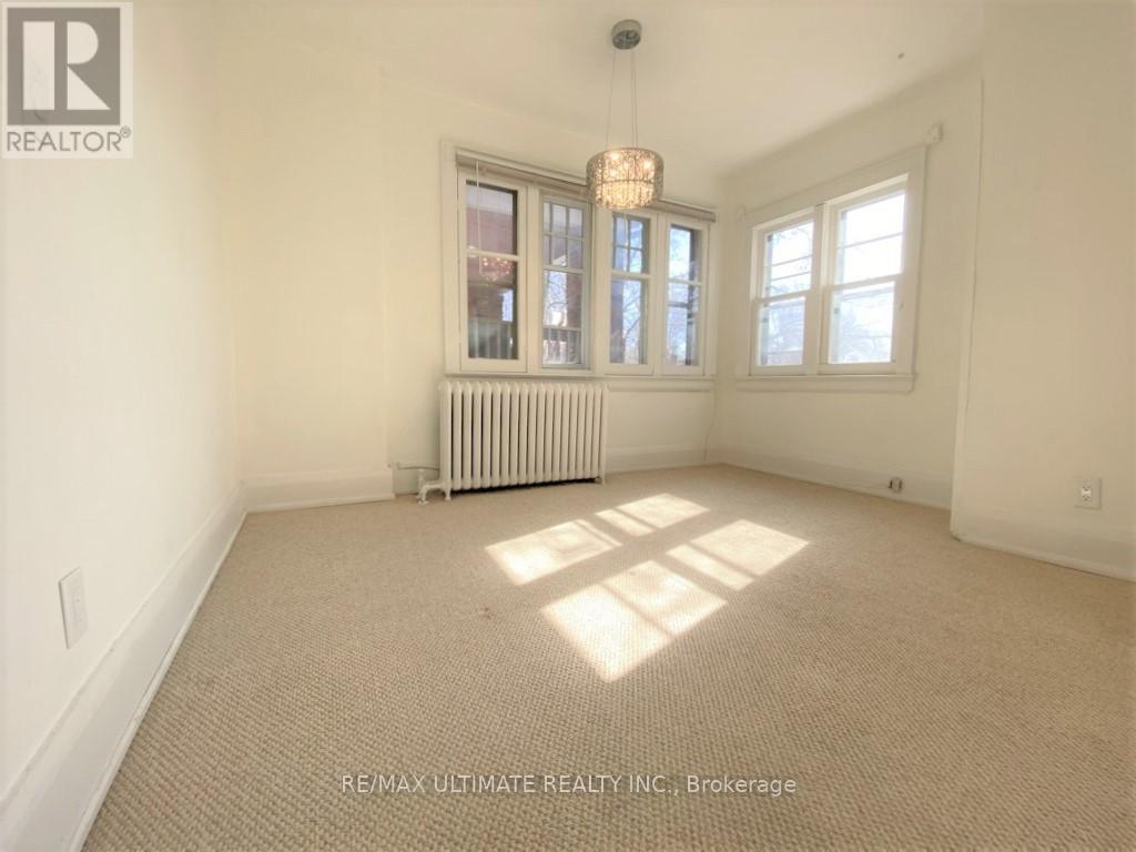 533 Kingston Road Property Photo 43