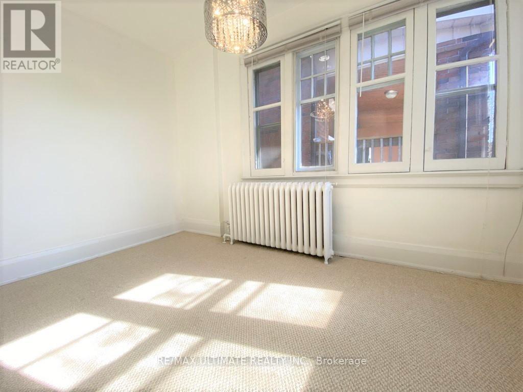 533 Kingston Road Property Photo 45