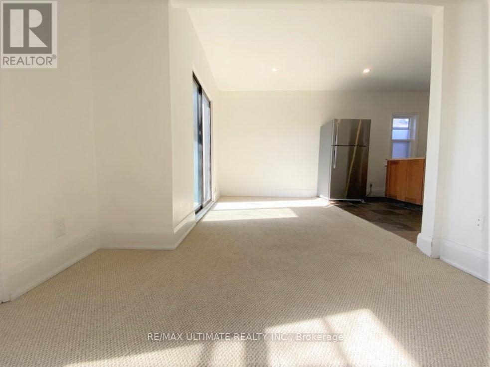 533 Kingston Road Property Photo 46