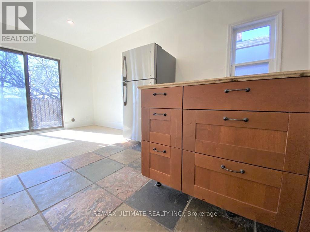 533 Kingston Road Property Photo 48