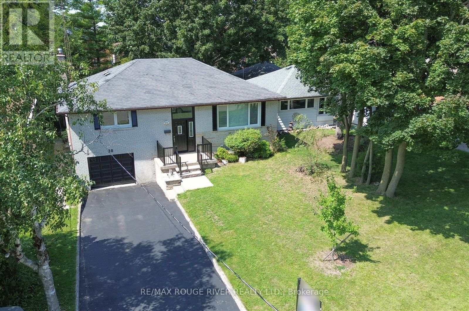 30 Scarboro Avenue Property Photo 1