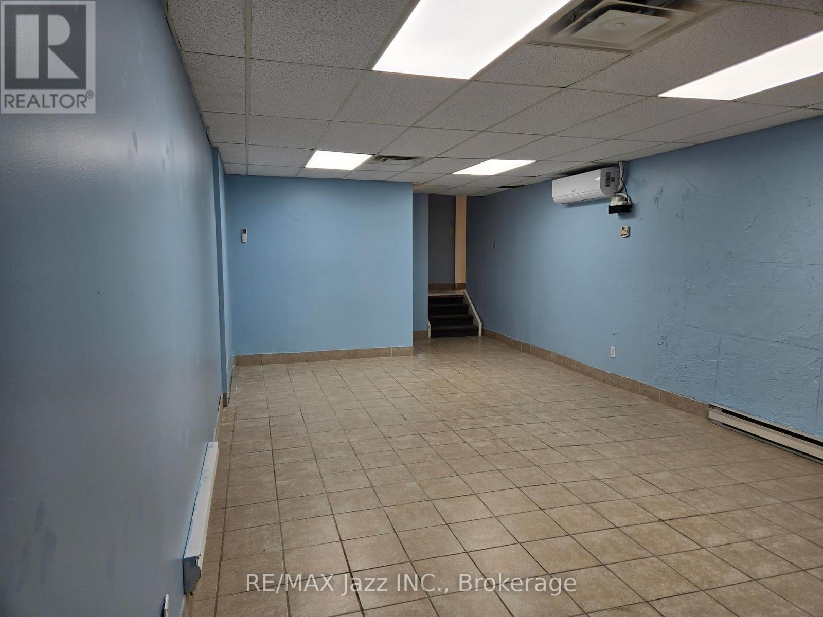 B1 - 111 Simcoe Street N Property Photo 6