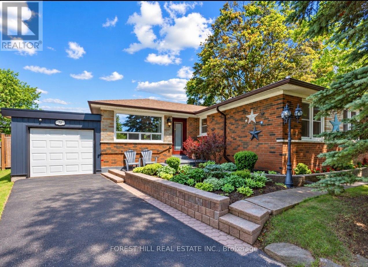 72 WOODGARDEN CRESCENT