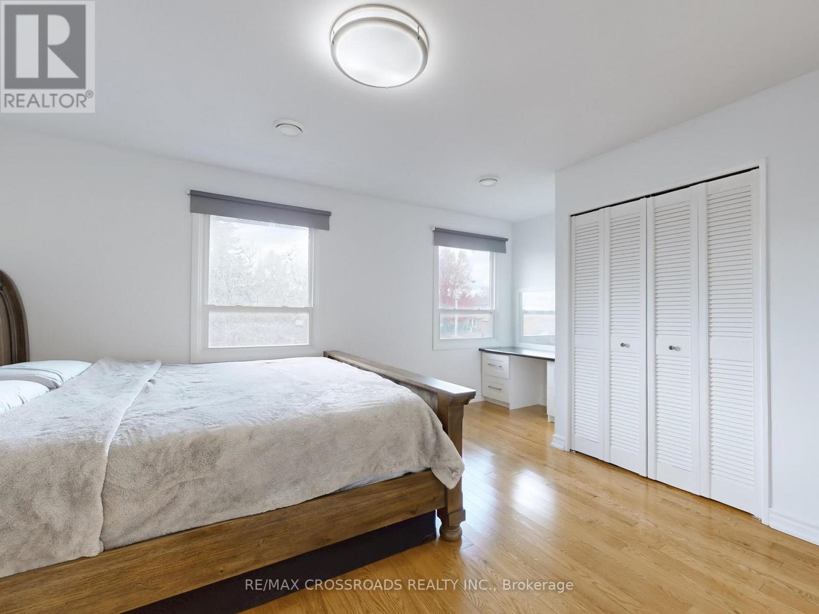 49 King Louis Crescent Property Photo 19