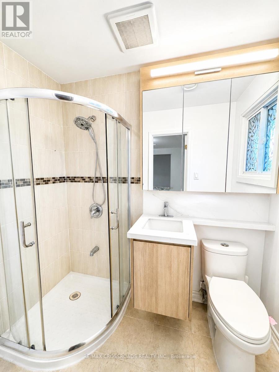 49 King Louis Crescent Property Photo 20