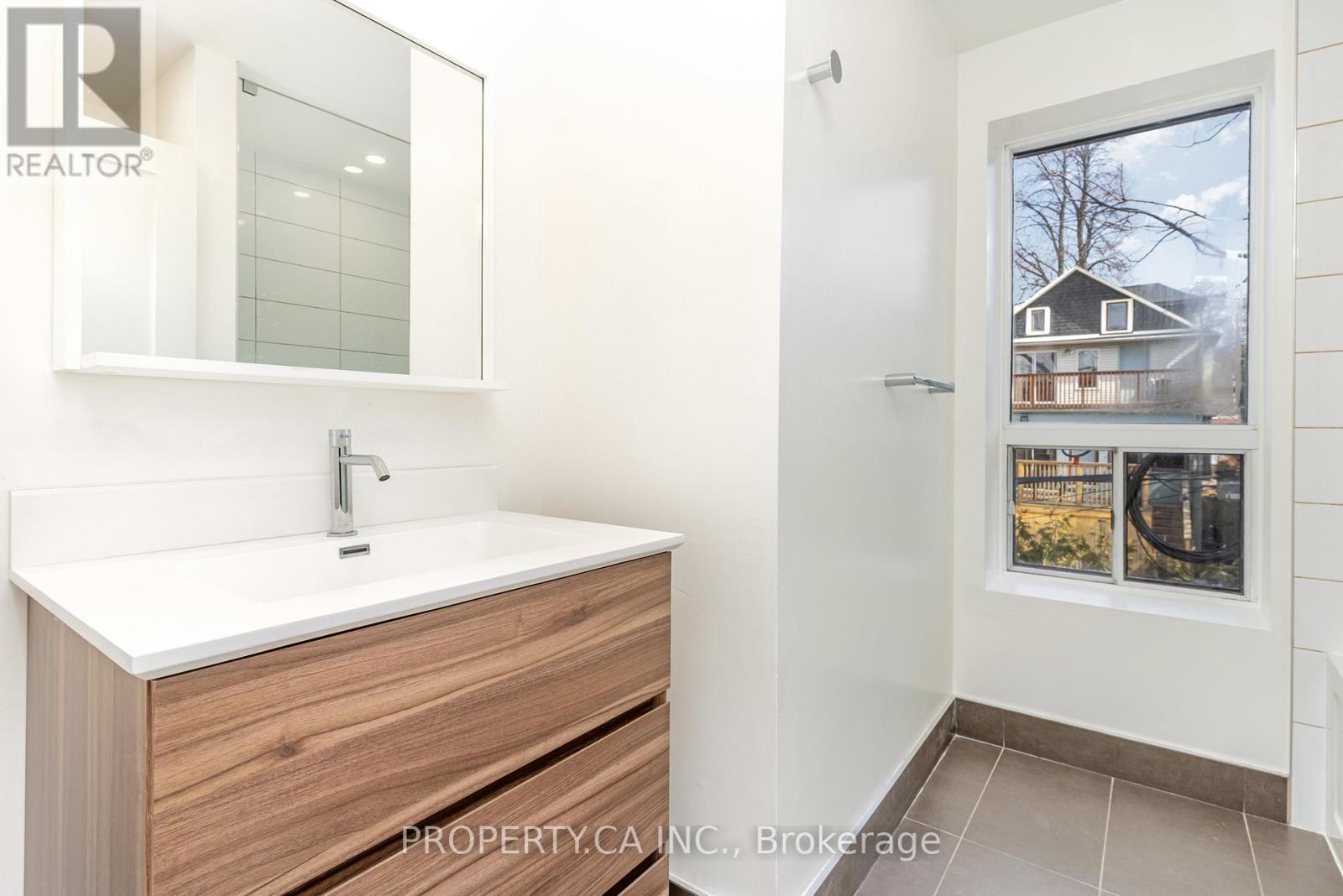 97 Lee Avenue Property Photo 35