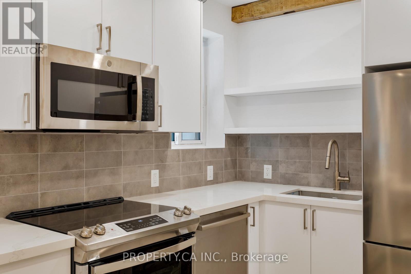 97 Lee Avenue Property Photo 39