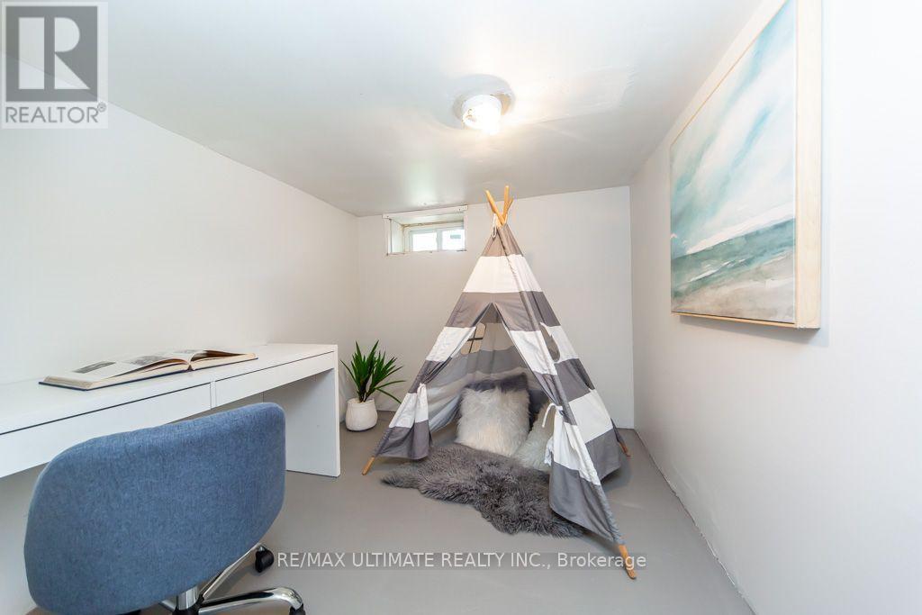37 Gowan Avenue Property Photo 27