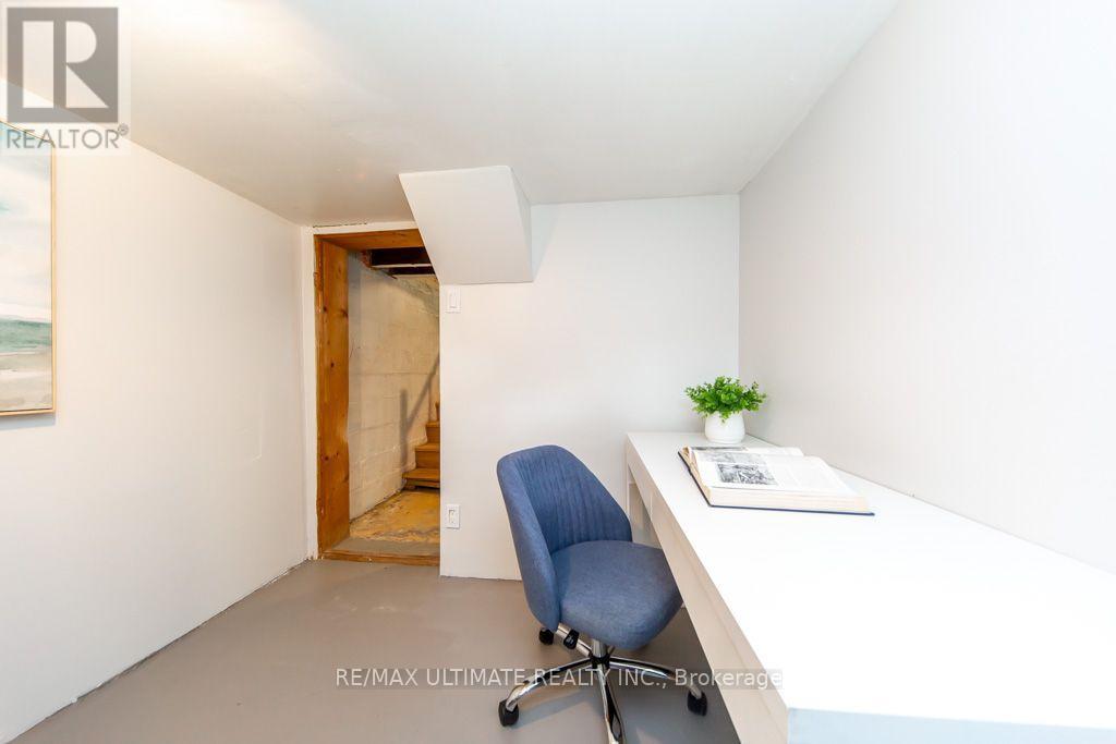 37 Gowan Avenue Property Photo 28
