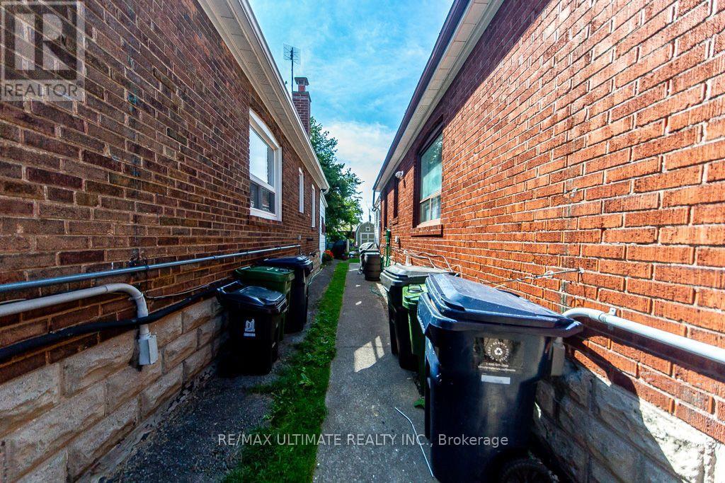 37 Gowan Avenue Property Photo 38