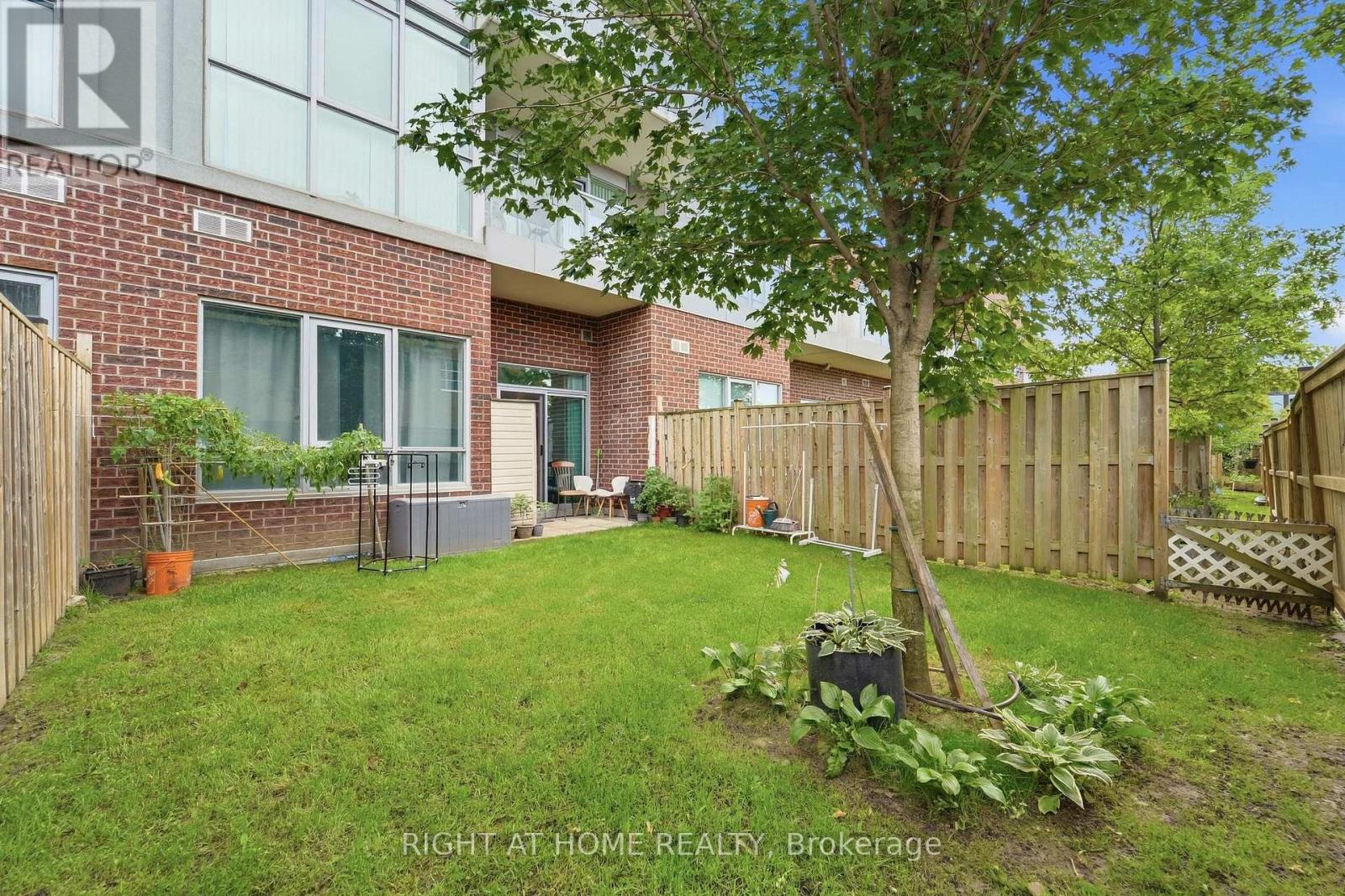104 - 1328 Birchmount Road Property Photo 3