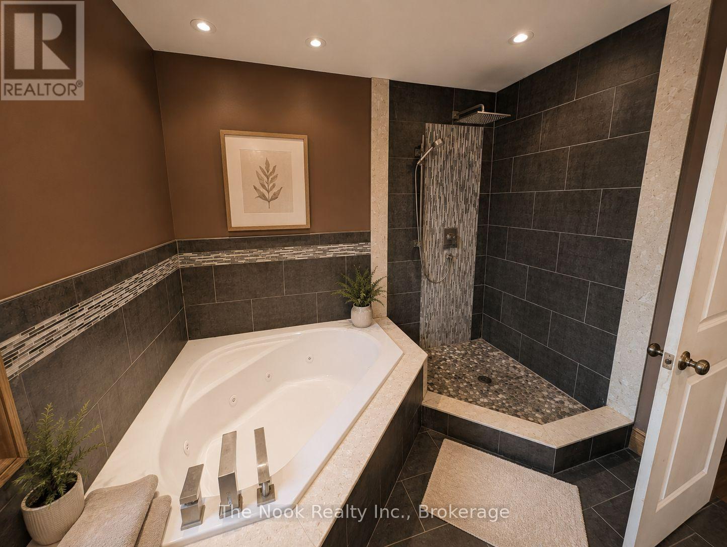 4141 Malcolm Road Property Photo 16