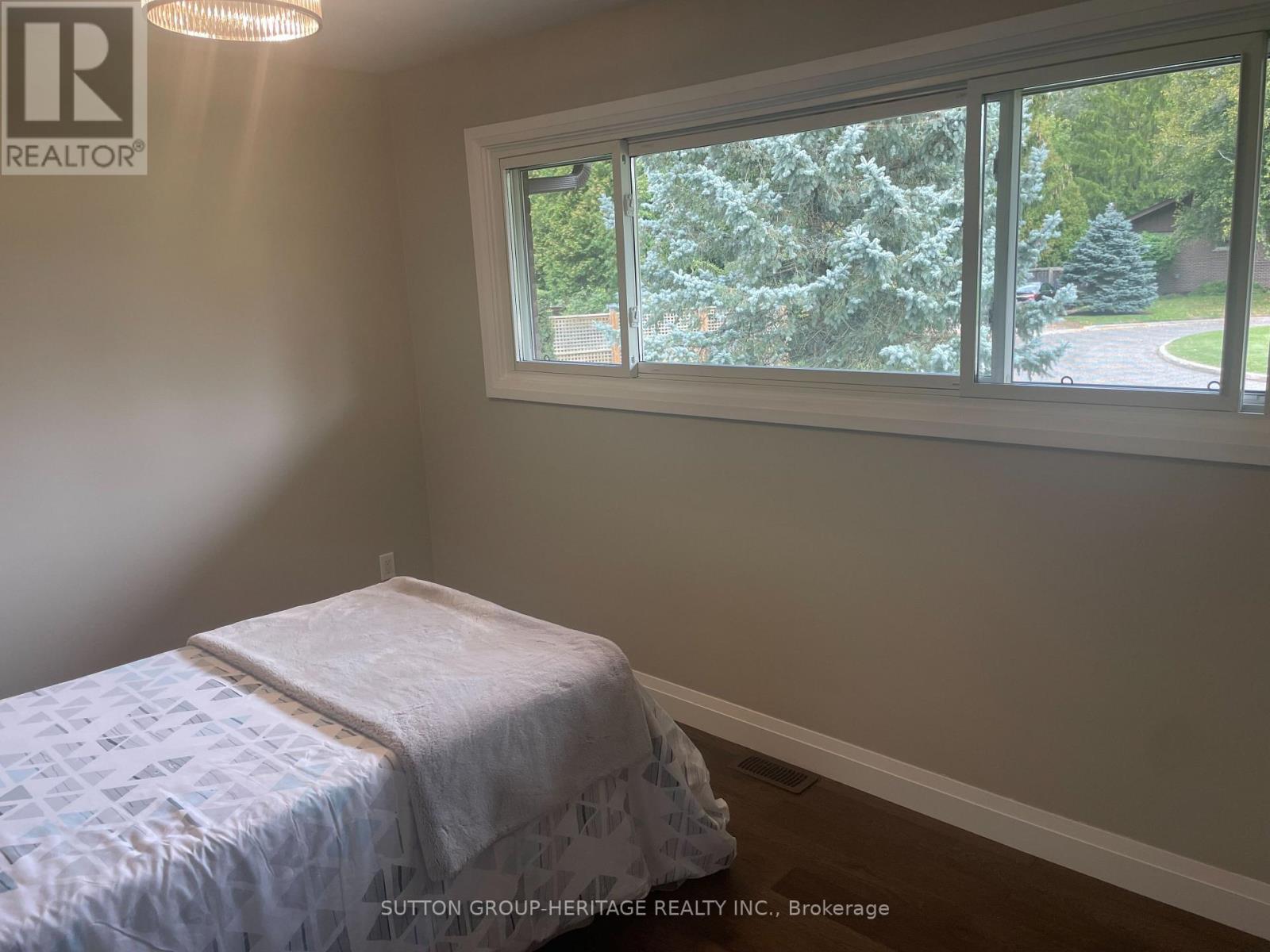 160 Laurel Court Property Photo 14