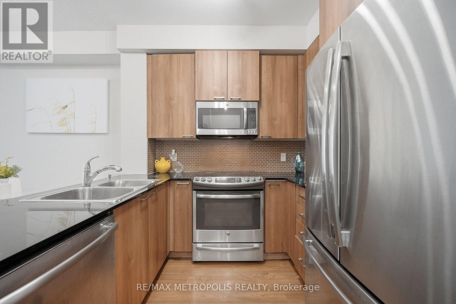 306 - 1328 Birchmount Road Property Photo 7