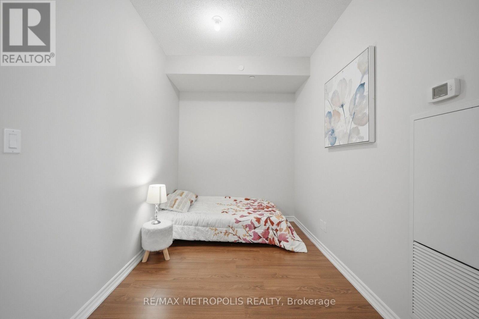 306 - 1328 Birchmount Road Property Photo 22