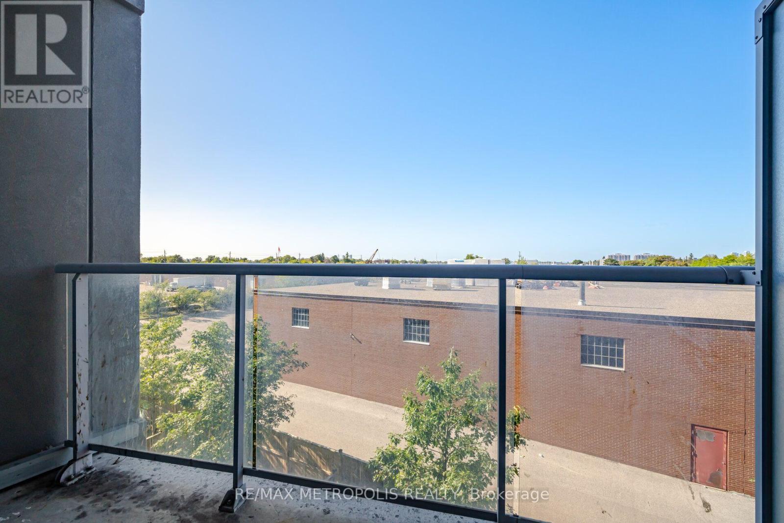 306 - 1328 Birchmount Road Property Photo 27