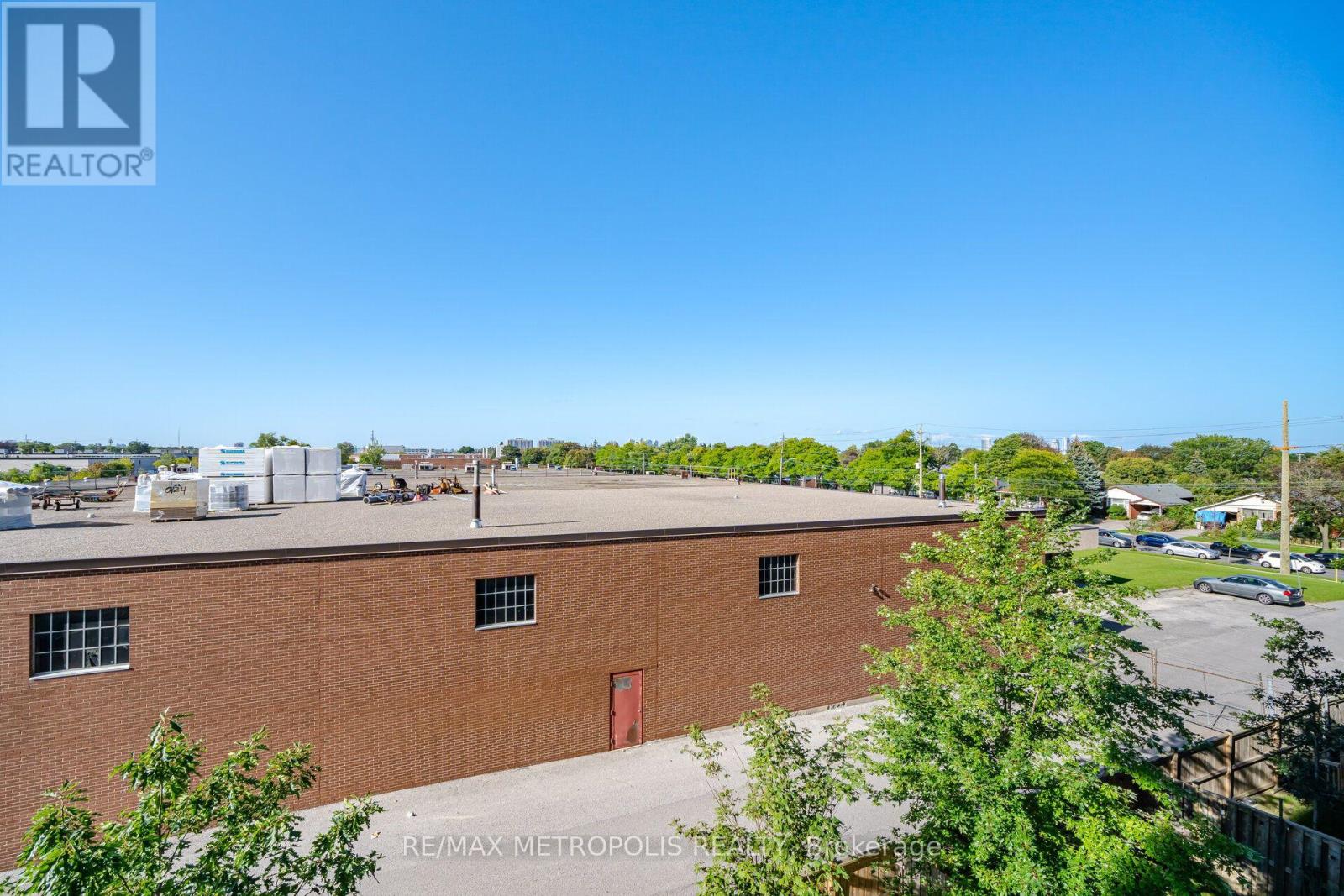 306 - 1328 Birchmount Road Property Photo 28