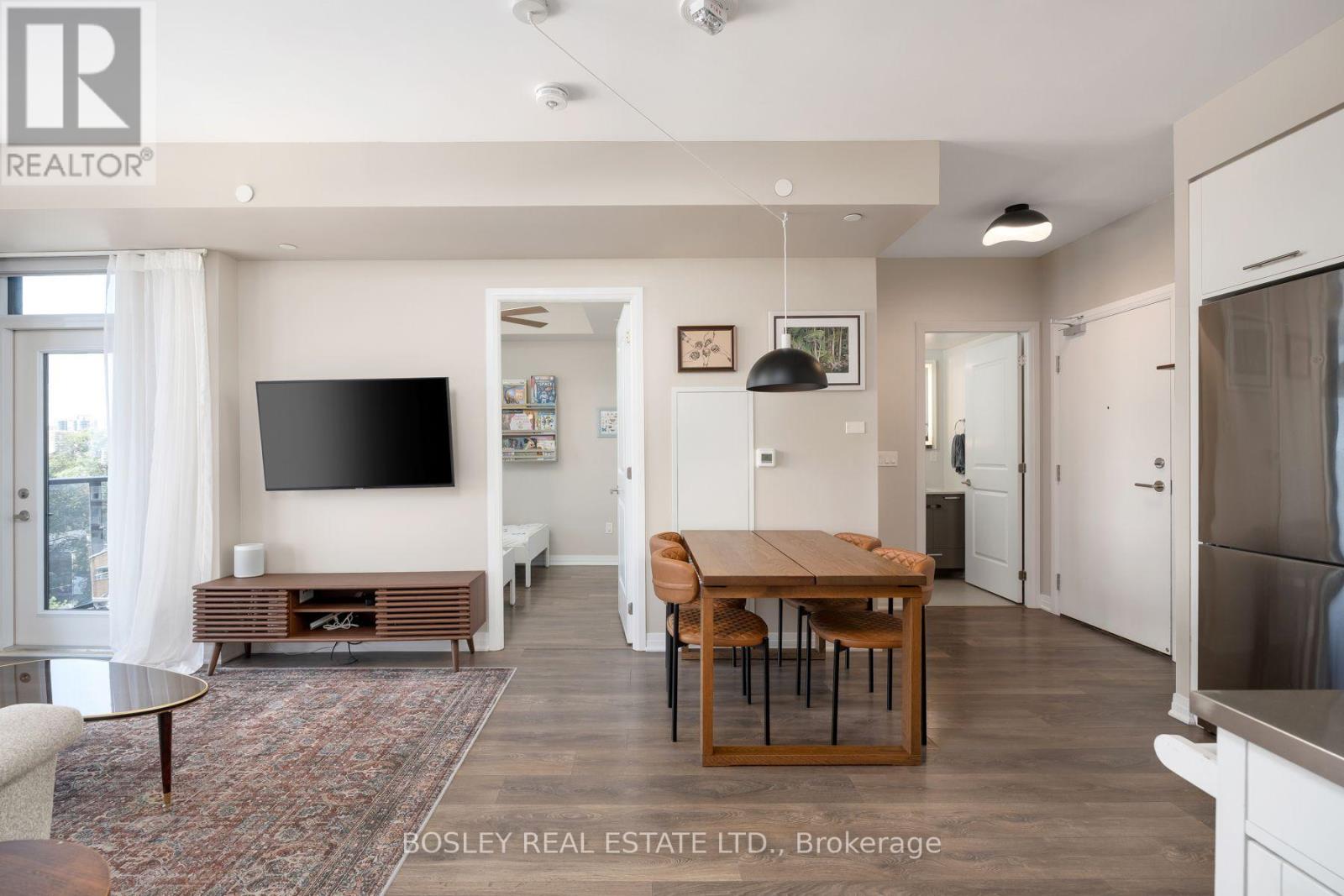713 - 2301 Danforth Avenue Property Photo 7