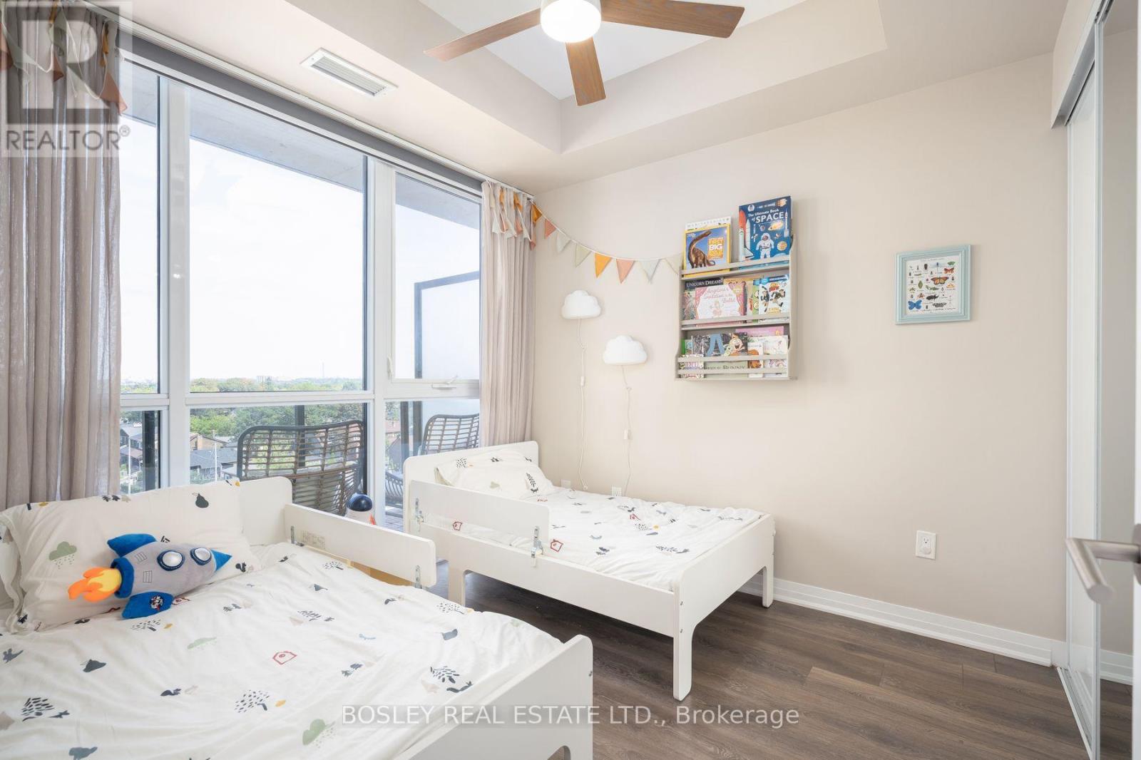 713 - 2301 Danforth Avenue Property Photo 16