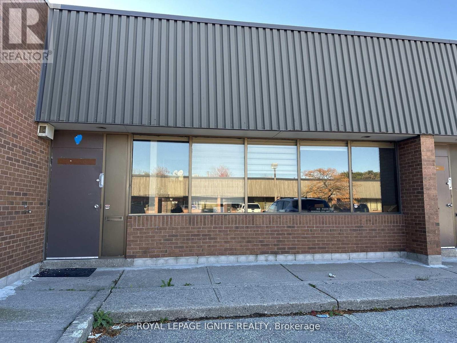 7 - 515 Milner Avenue Property Photo 1