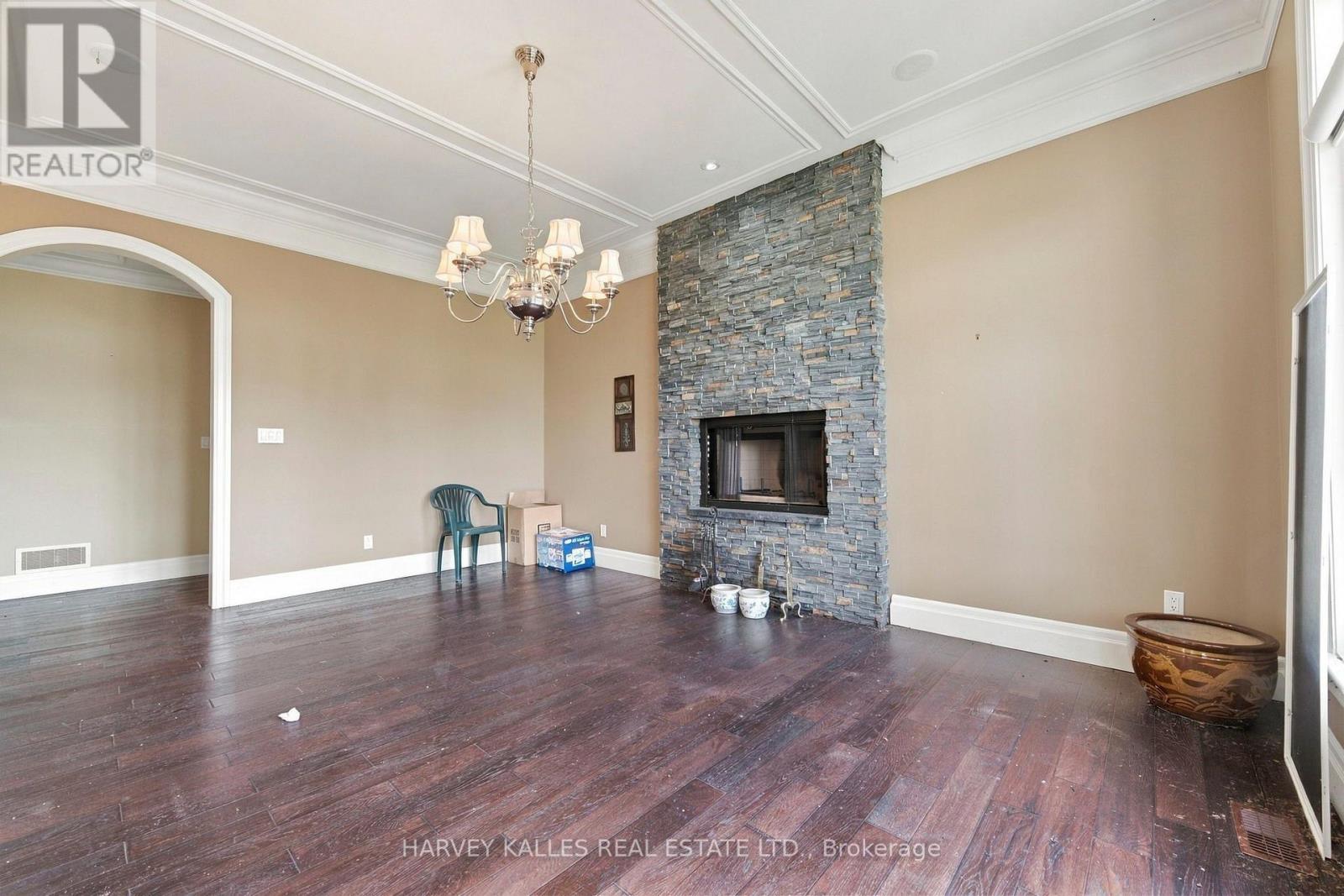 7472 Ashburn Road Property Photo 18