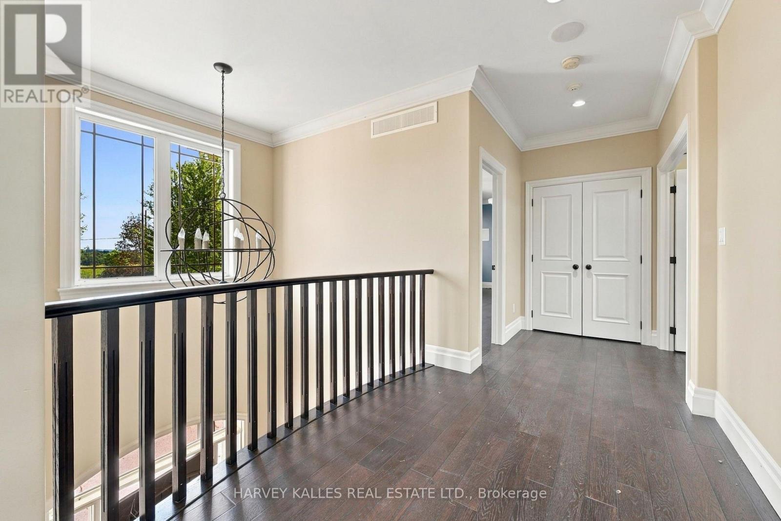 7472 Ashburn Road Property Photo 19