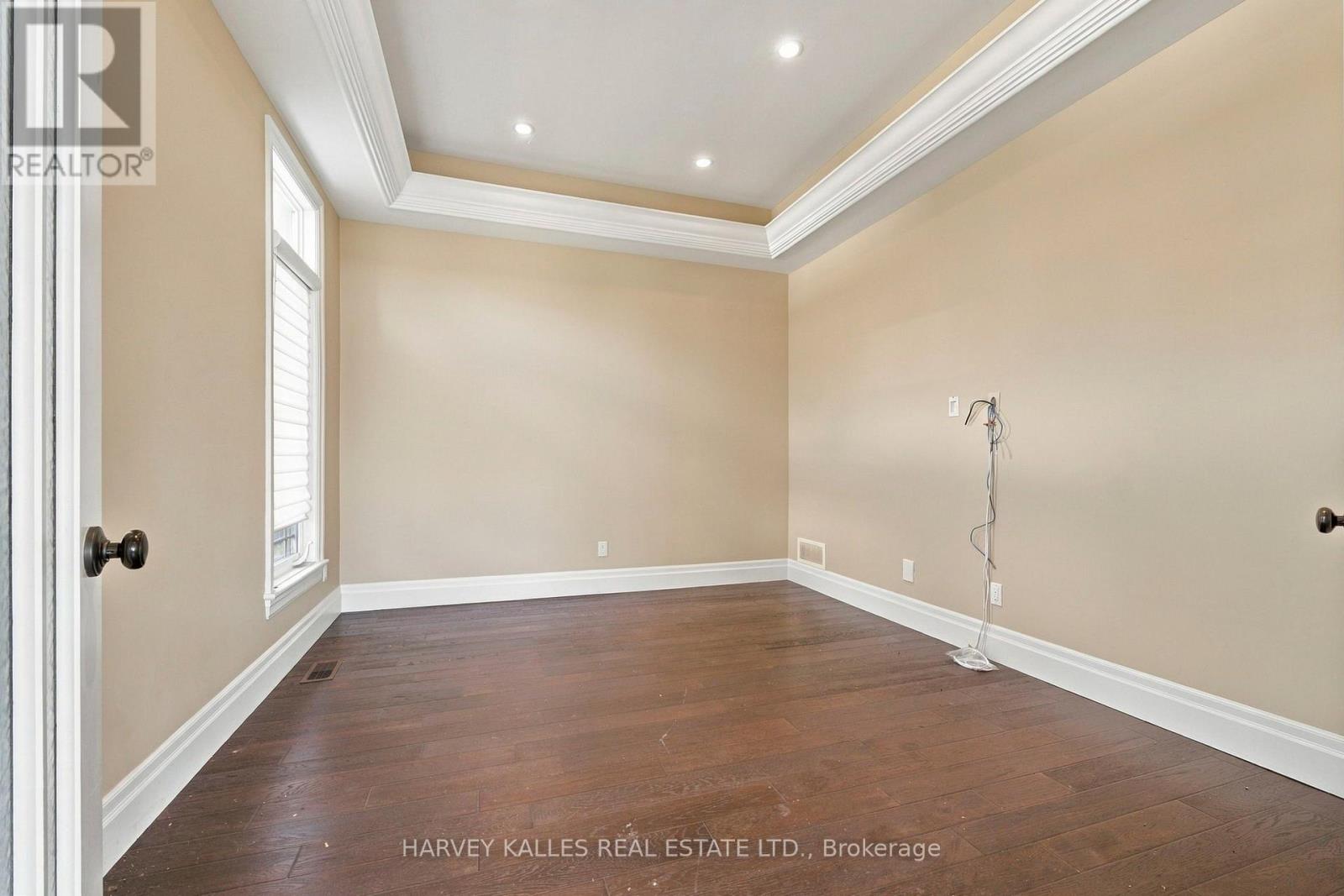7472 Ashburn Road Property Photo 20